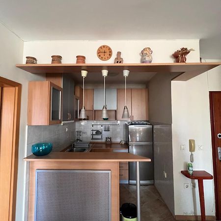 Cozy, Modern Apartment In The Center Of The City! Escópia Exterior foto